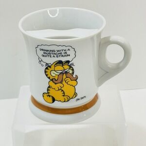 1978 Enesco Garfield "Drinking With A Mustache Is Quite A‎ Strain" Coffee Mug